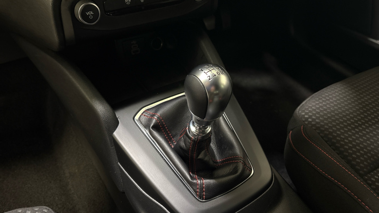 Ford Focus 1.0 EcoBoost Hybrid mHEV 155 ST-Line Edition 5dr Petrol Hatchback